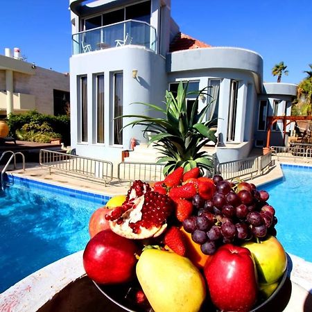 Custo Club Hotel Eilat Exterior foto
